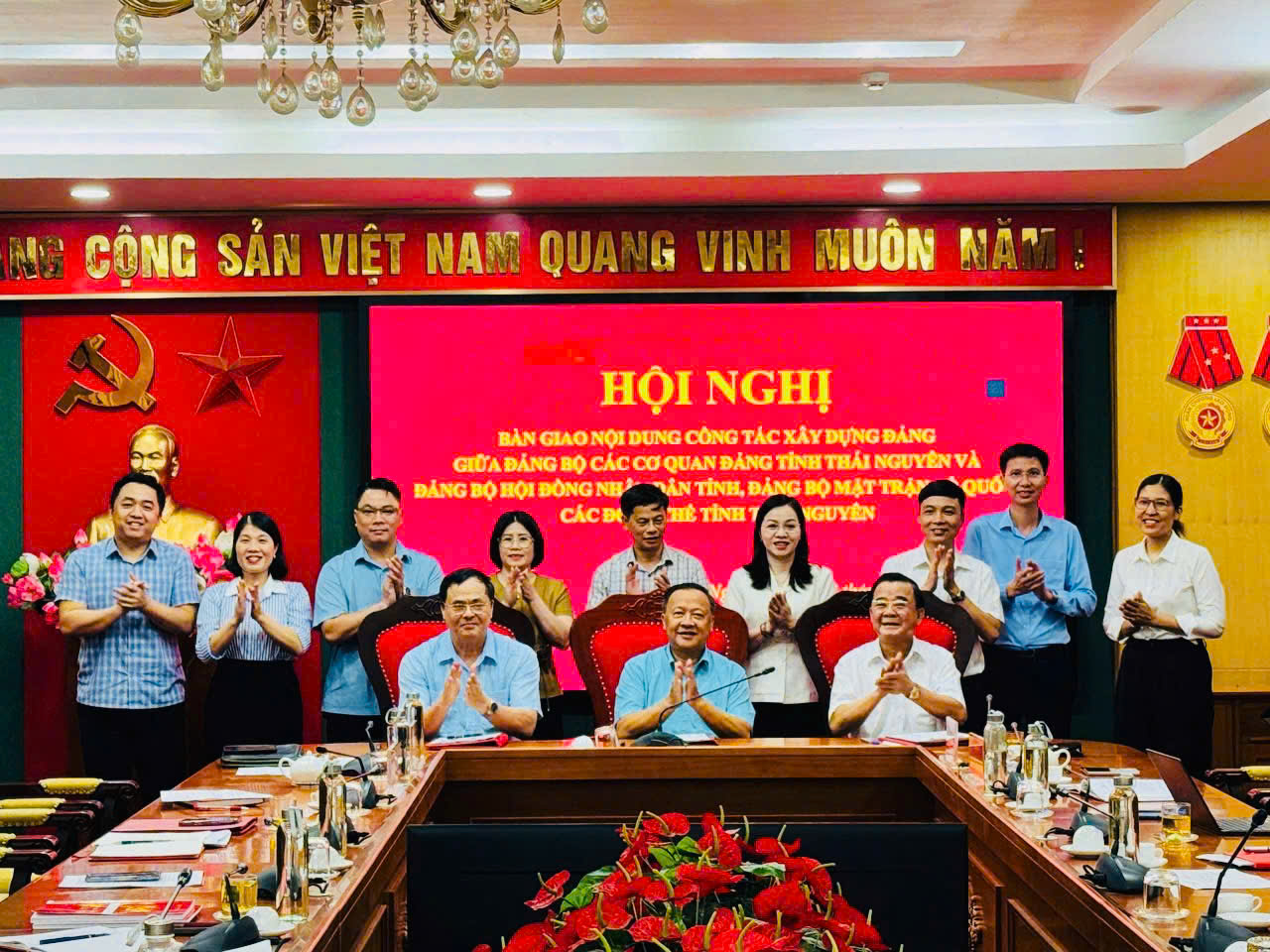 Hội nghị bàn giao nội dung công tác xây dựng Đảng  về các Đảng bộ trực thuộc Tỉnh ủy