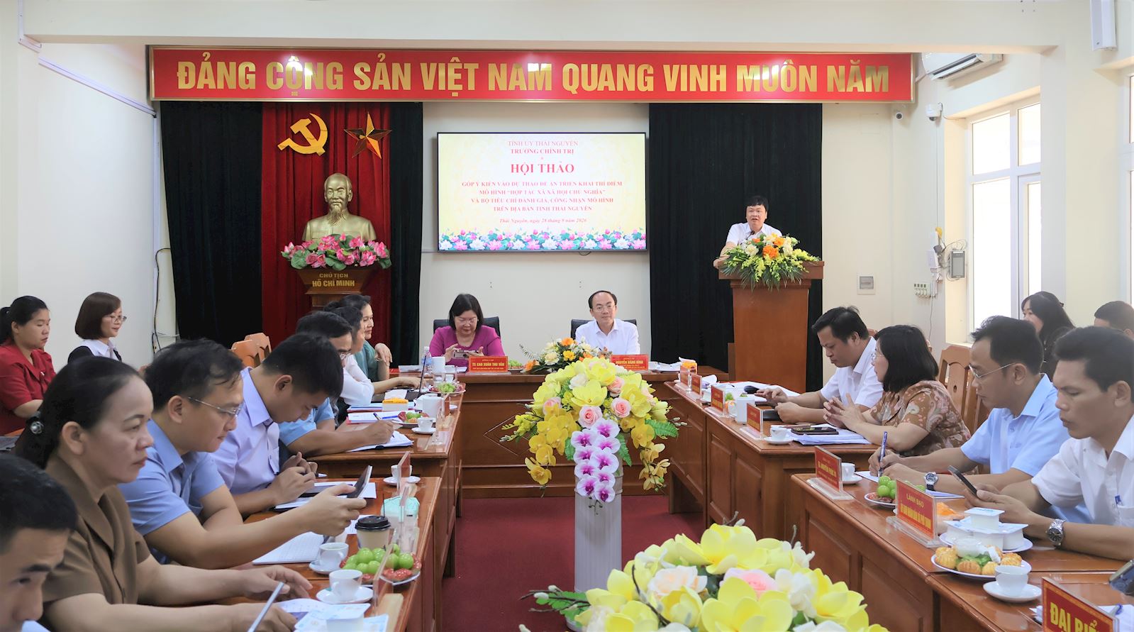 Trường Chính trị tỉnh tổ chức Hội thảo khoa học góp ý dự thảo  Đề án triển khai thí điểm mô hình “Hợp tác xã xã hội chủ nghĩa” trên địa bàn tỉnh Thái Nguyên